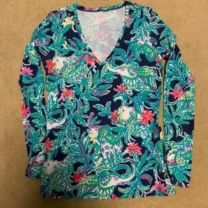 GUC Lilly Pulitzer shirt size XS
